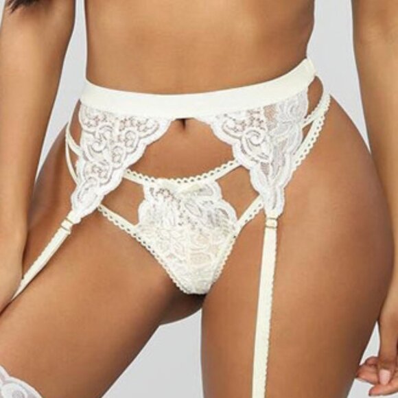 2/$30 3 Piece White Lingerie Set Lace Bra Thong Underwear Babydoll Garter Belt - Picture 6 of 7